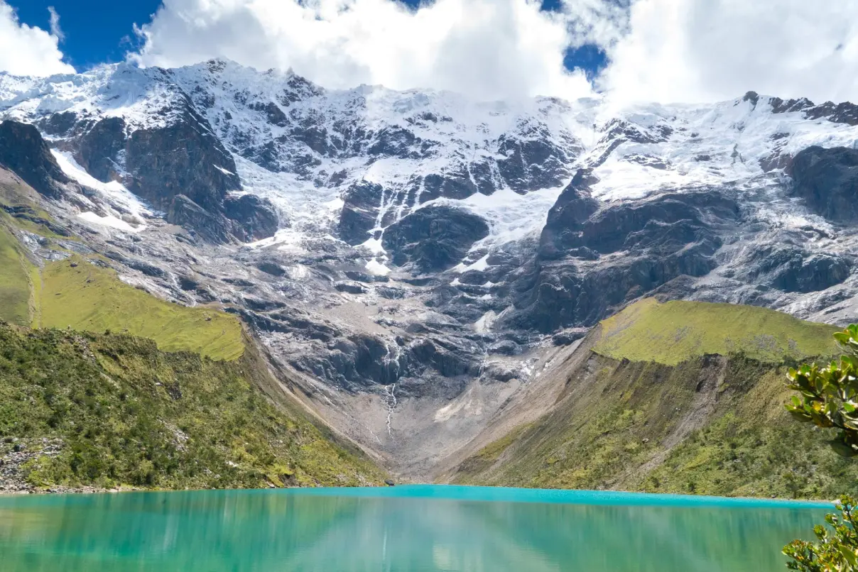 Laguna Humantay a los pies del nevado Salkantay, Cusco